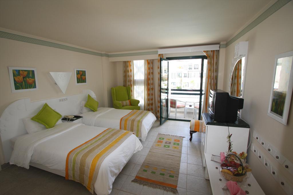 Kahramana Hotel Naama Bay Sharm El-Sheikh Habitación foto